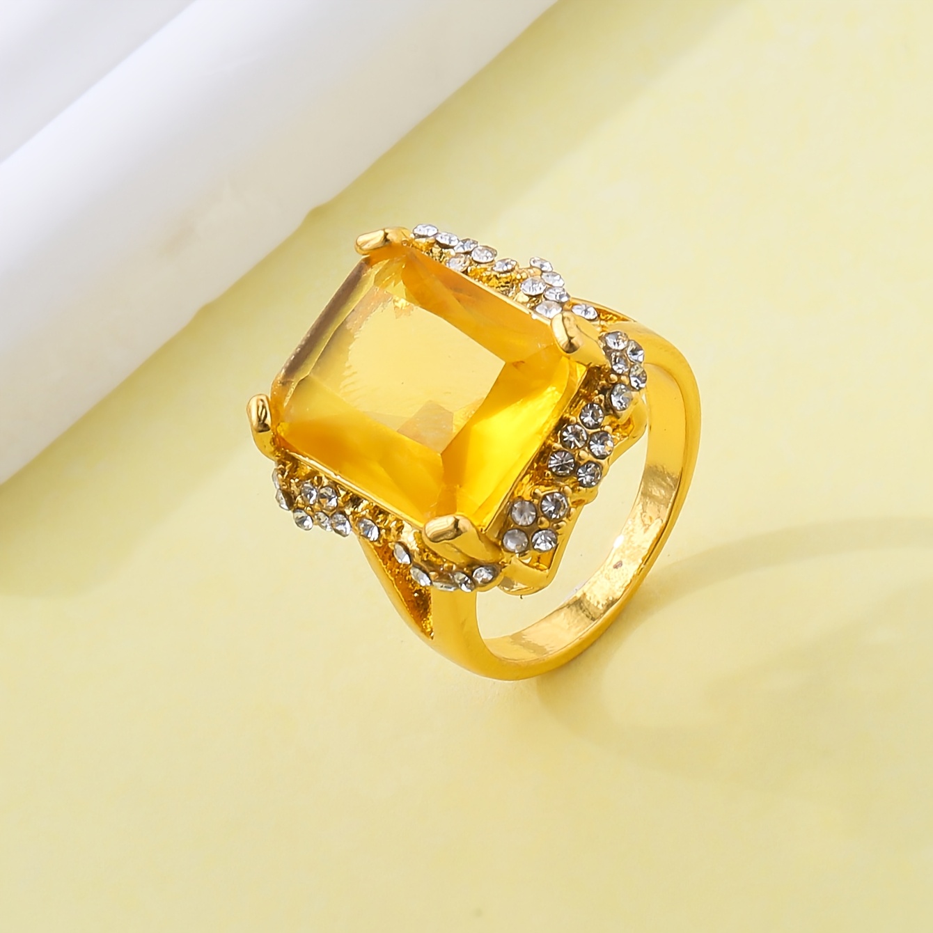 Women's Stylish Square Synthetic Zirconia Ring